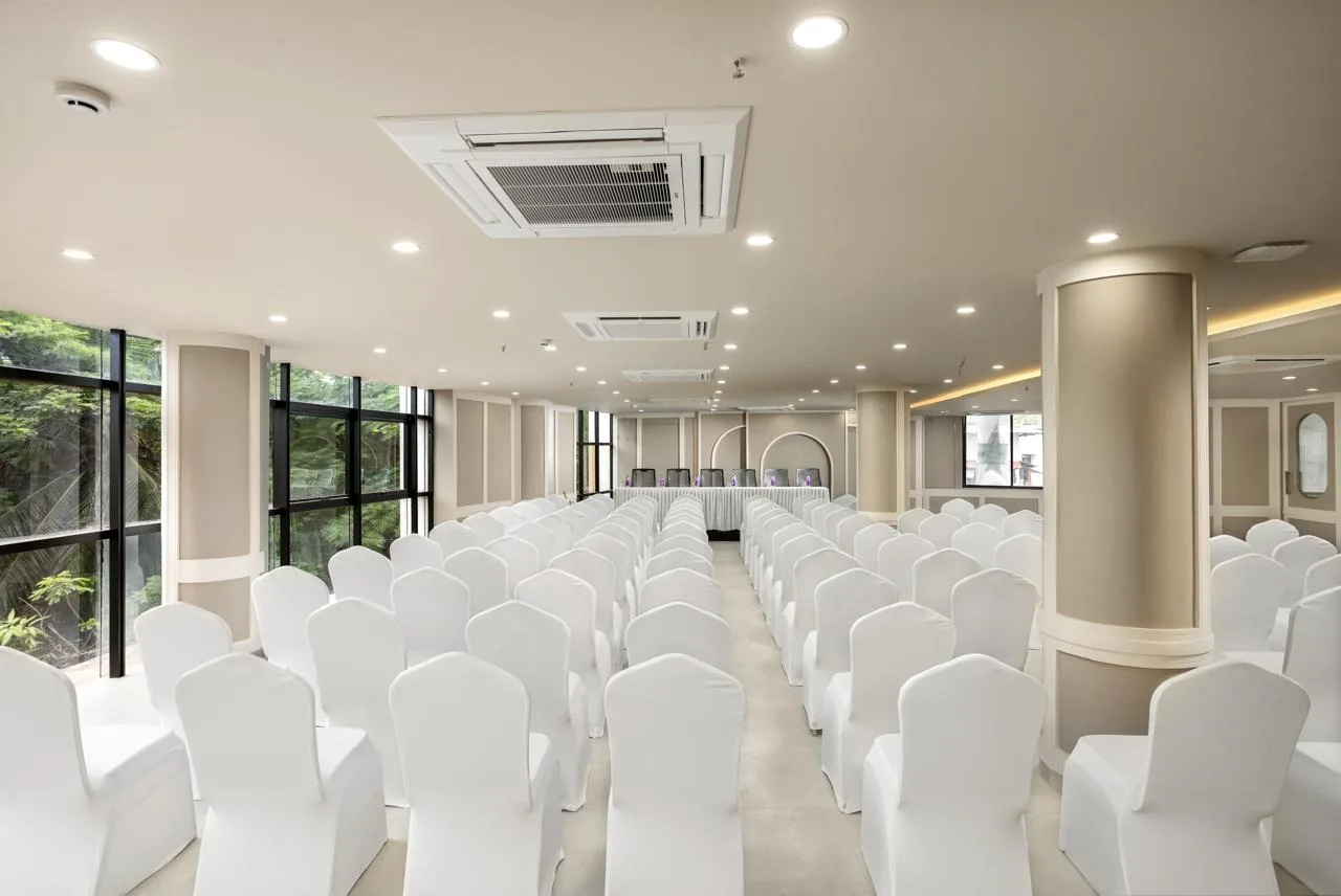 Event hall at Hotel Explora Calicut for meetings